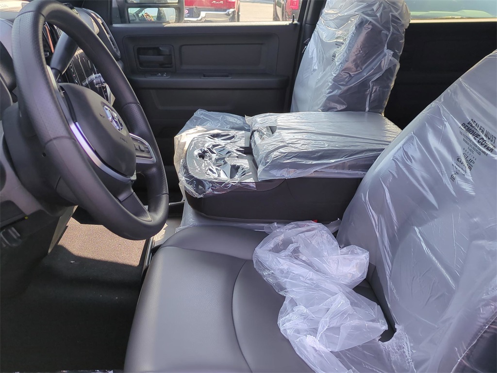 2025 Ram 2500 Tradesman photo 8