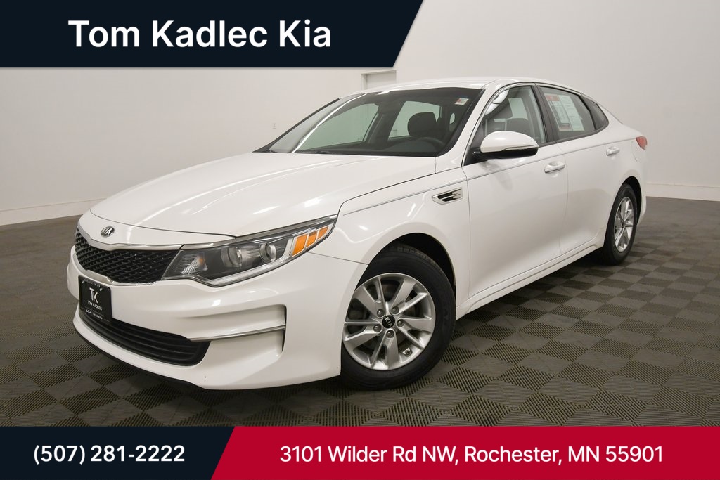 2016 Kia Optima LX's photo
