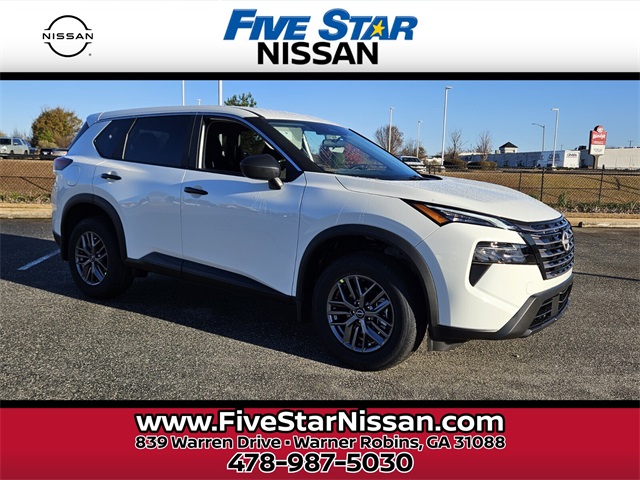 2026 Nissan Rogue S's photo