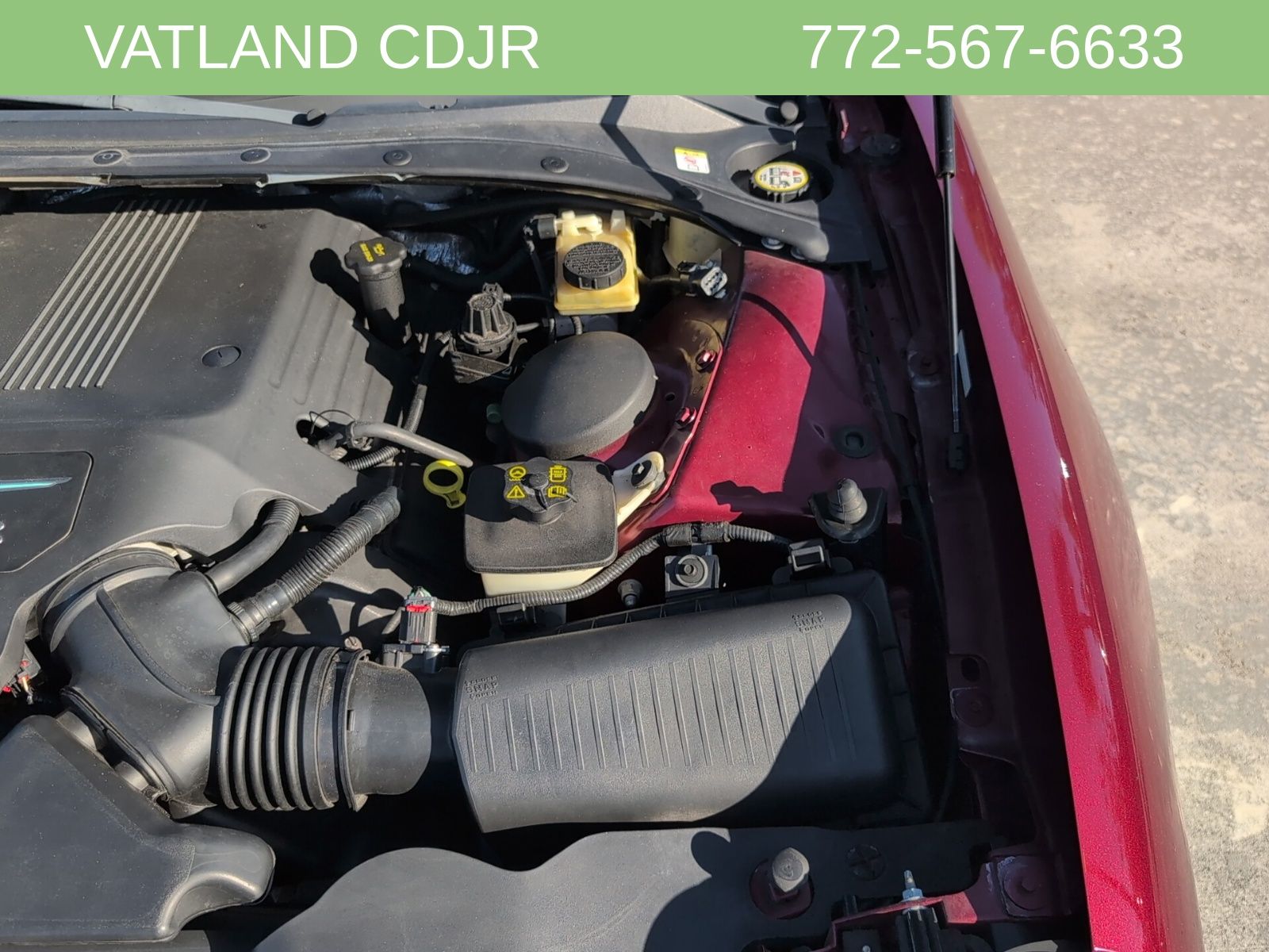 2004 Ford Thunderbird photo 26