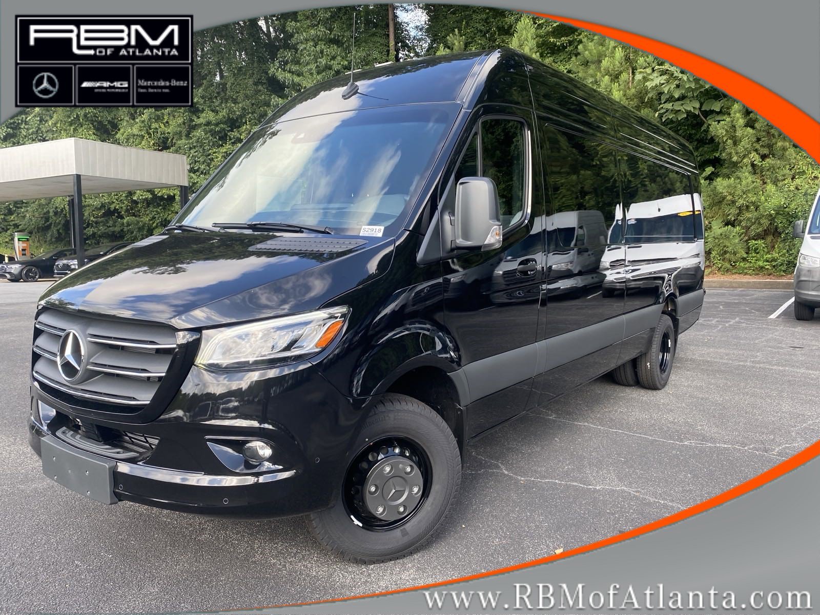 2024 Mercedes-Benz Sprinter Cargo Van Base's photo