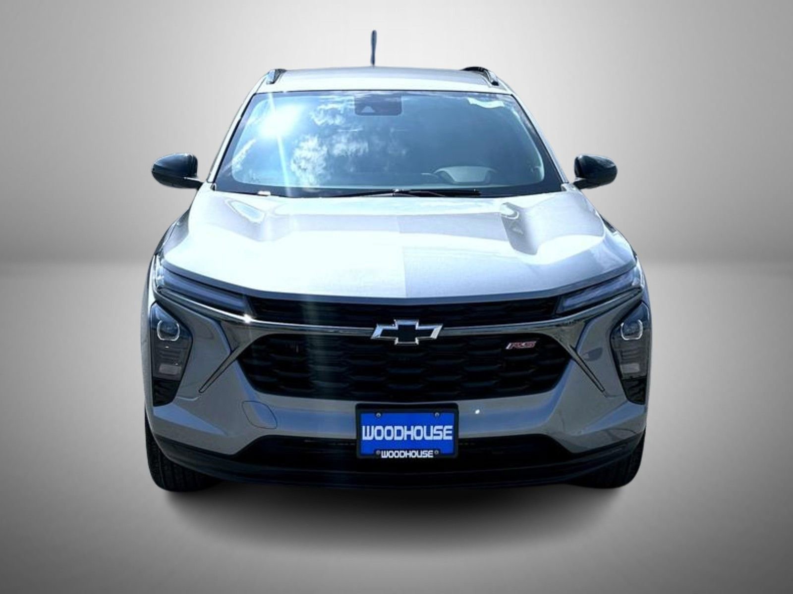 2025 Chevrolet Trax photo 2