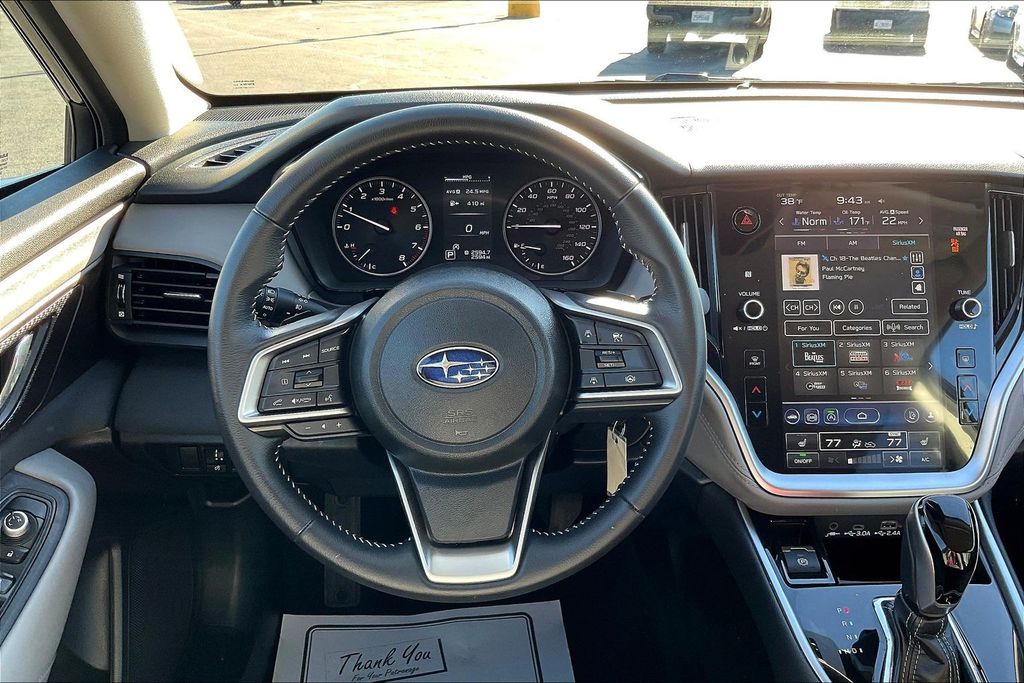 2025 Subaru Outback Premium photo 4