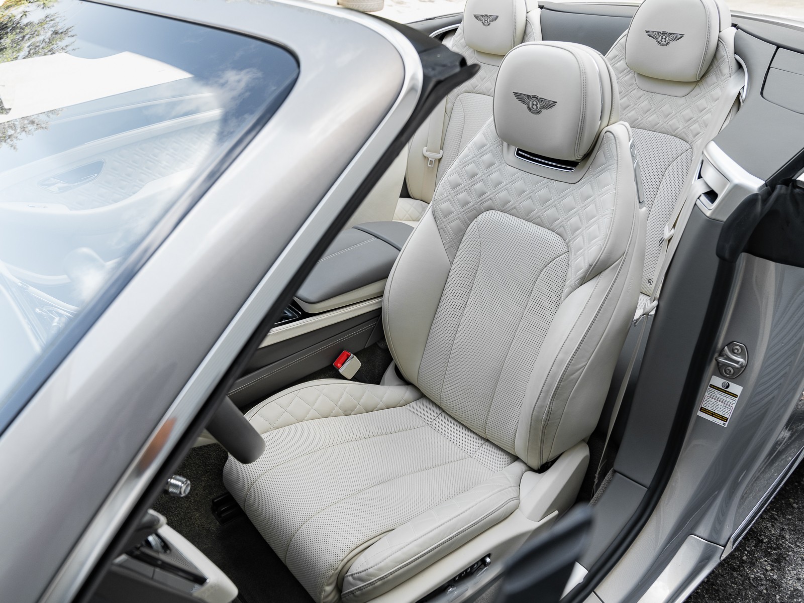 2022 Bentley Continental GT V8 photo 30