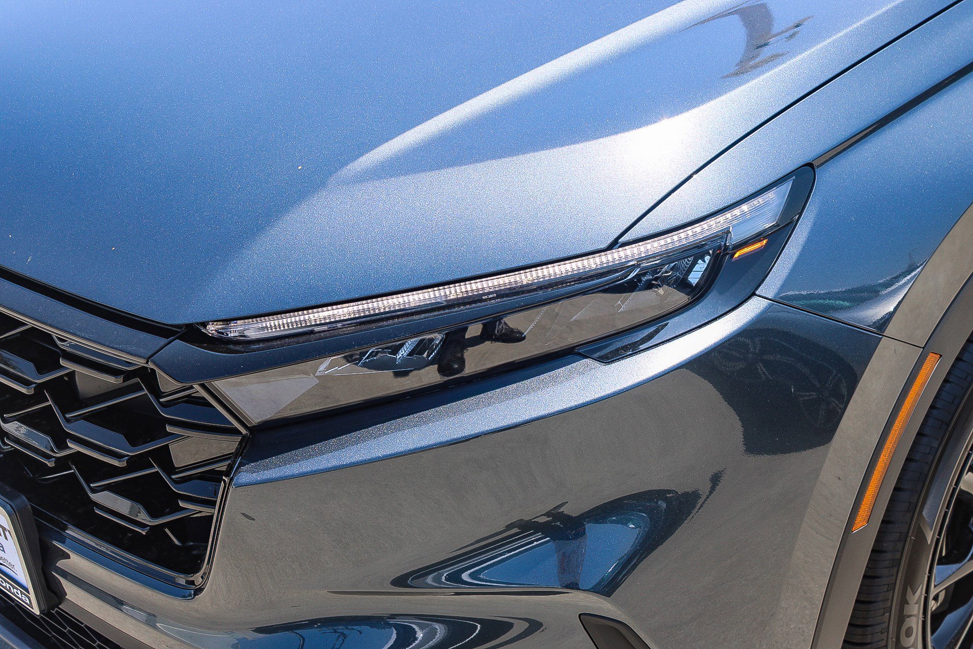 2026 Honda CR-V Hybrid Sport-L photo 3