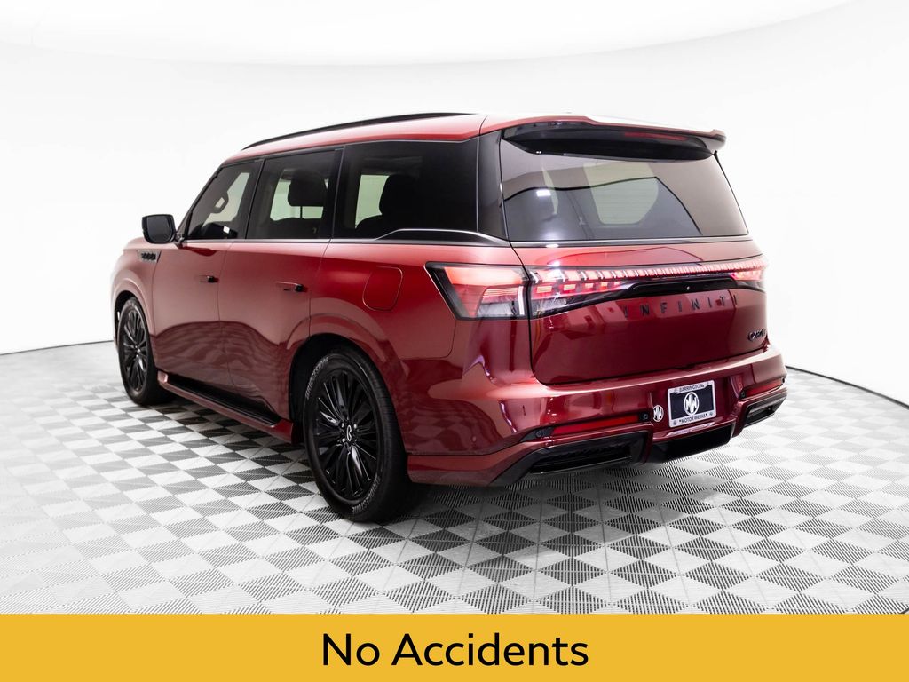 2025 Infiniti QX80 Luxe photo 4