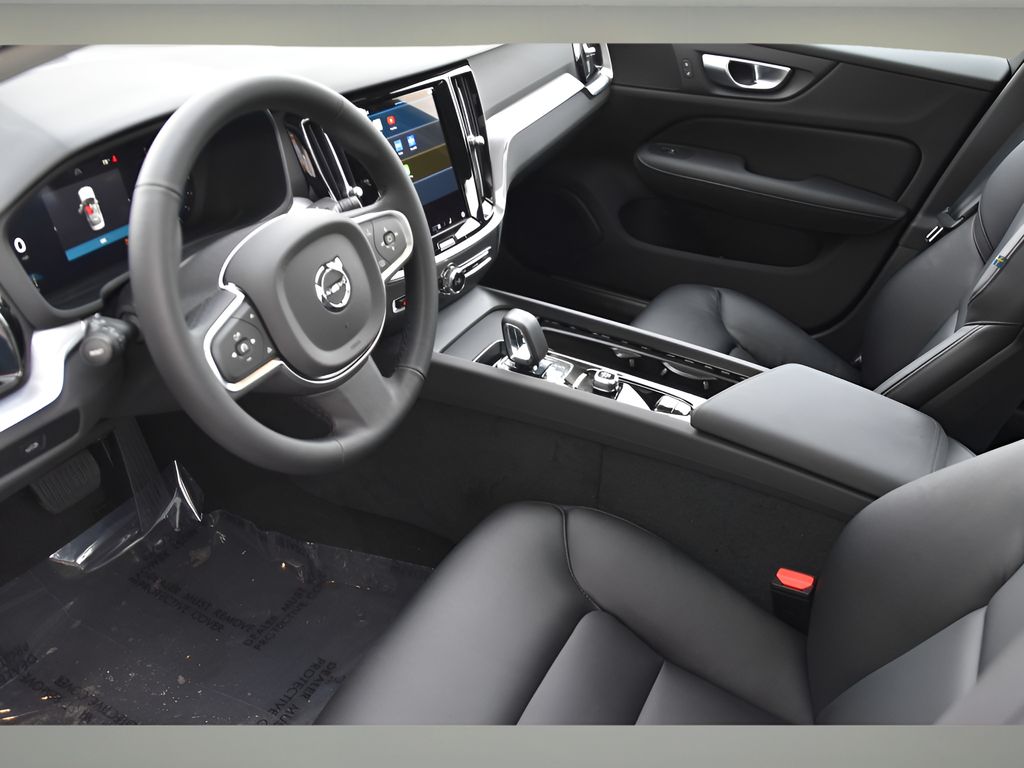 2024 Volvo S60 B5 Core photo 8
