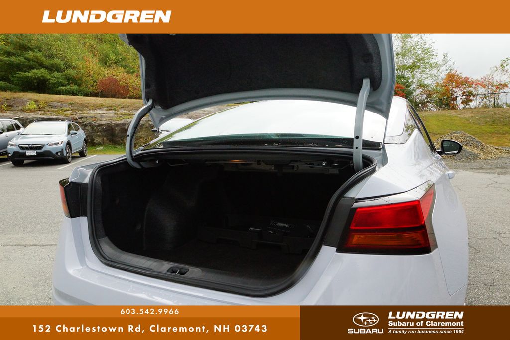 2024 Nissan Altima 2.5 SR photo 15