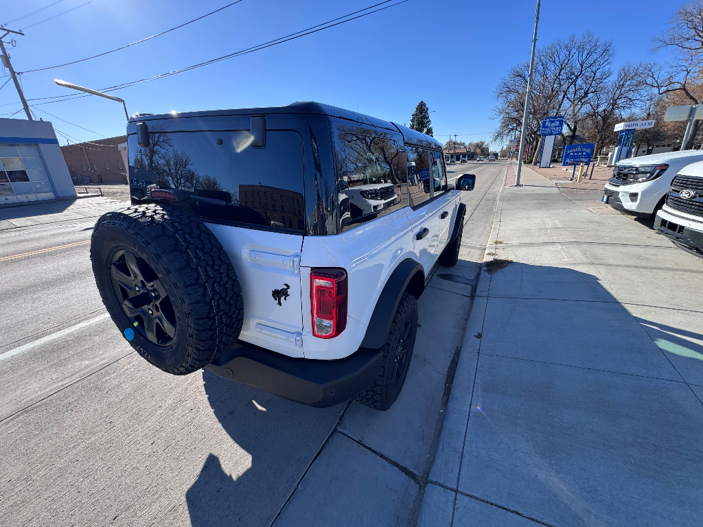 2025 Ford Bronco Big Bend photo 3