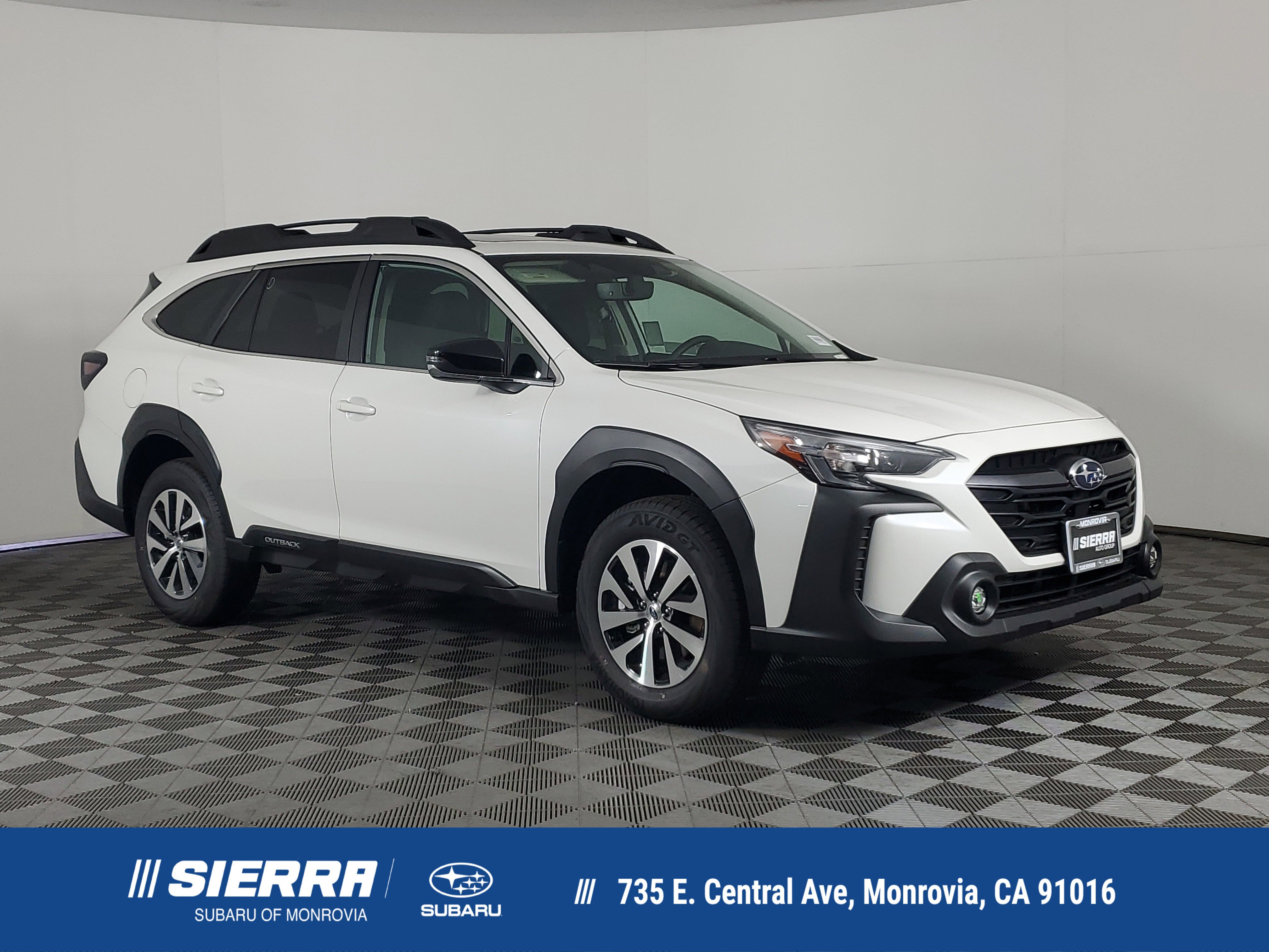 2025 Subaru Outback Premium's photo