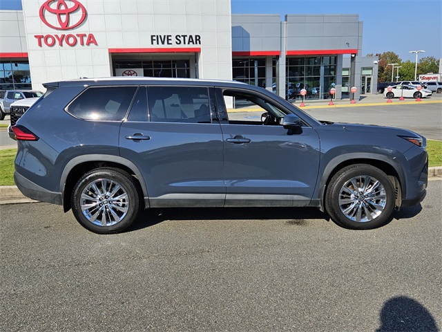 2024 Toyota Grand Highlander Platinum photo 16
