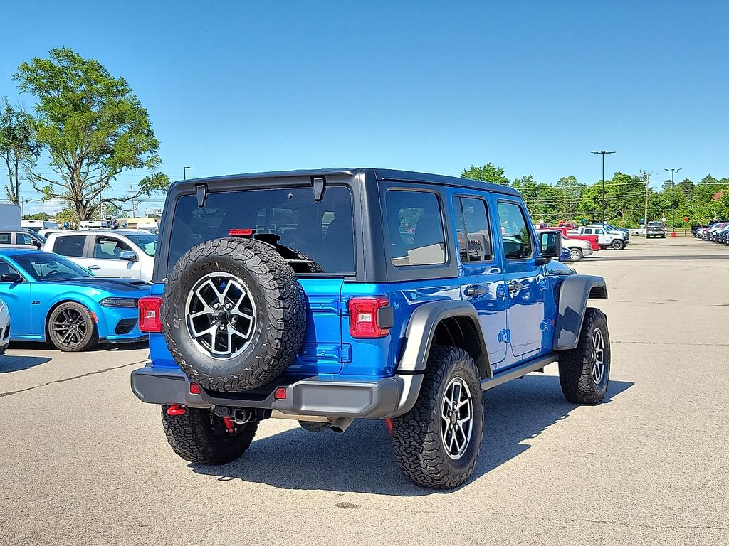 2024 Jeep Wrangler Rubicon photo 5