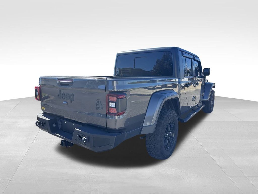 2021 Jeep Gladiator Willys photo 3