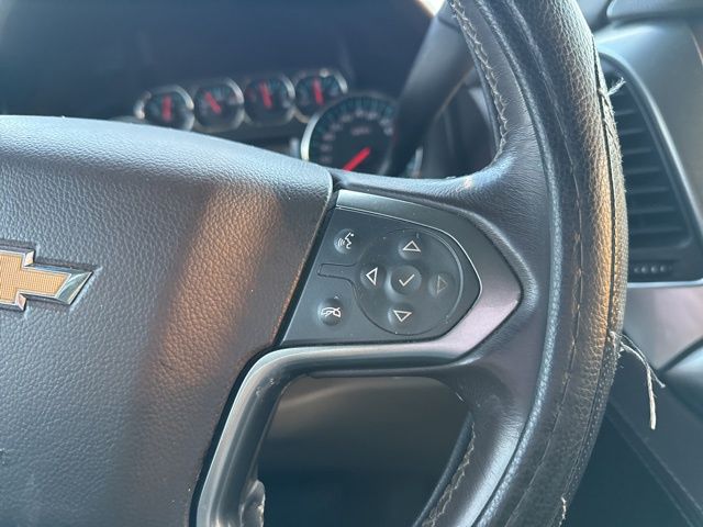 2018 Chevrolet Suburban LT photo 13