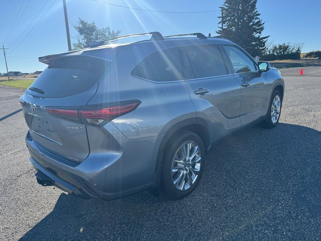 2023 Toyota Highlander Limited Hybrid photo 2