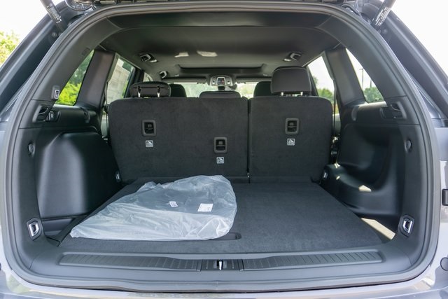 2025 Jeep Grand Cherokee Laredo X photo 5