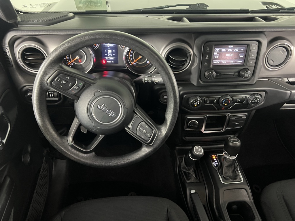 2021 Jeep Wrangler Unlimited Willys photo 9