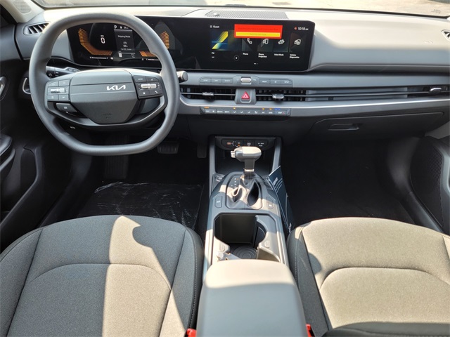 2025 Kia K4 LXS photo 19