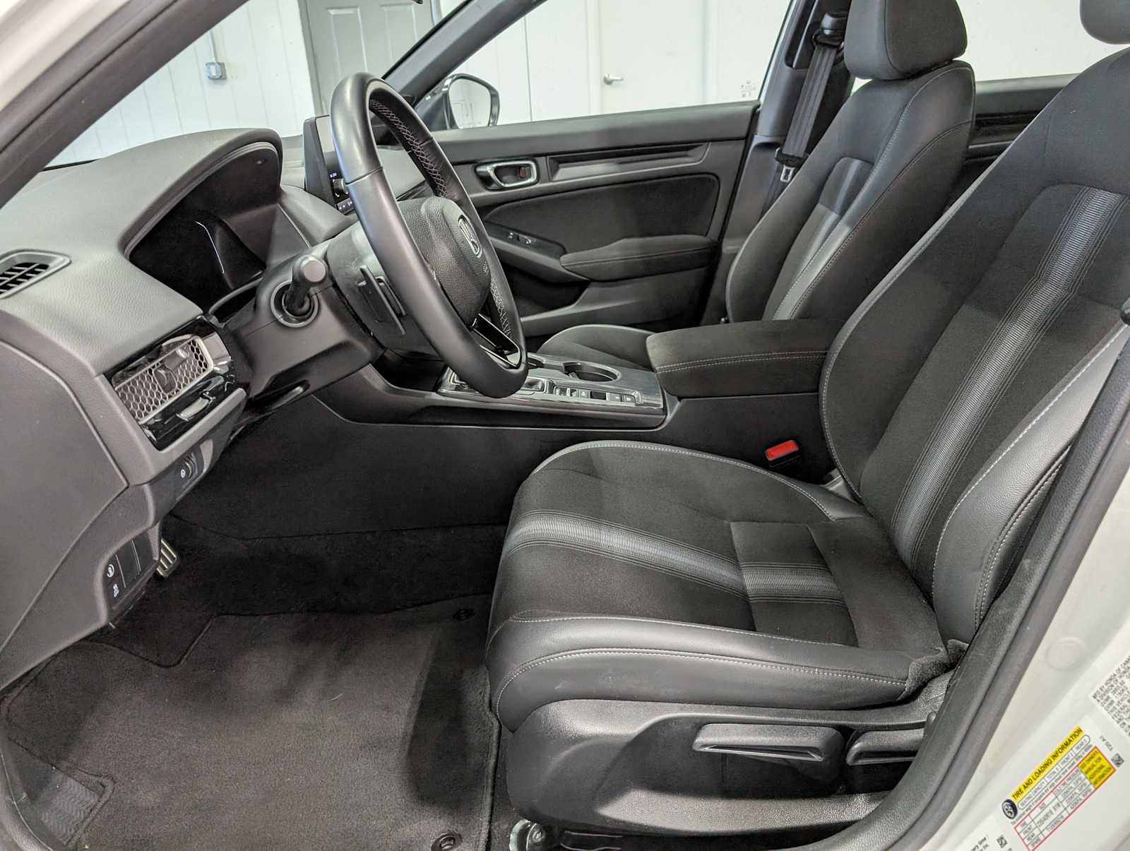 2024 Honda Civic Sport photo 4