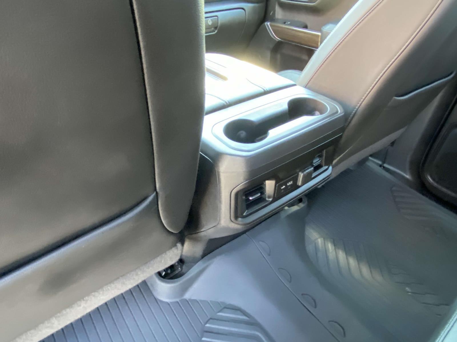 2020 Chevrolet Silverado 1500 LT Trail Boss photo 3
