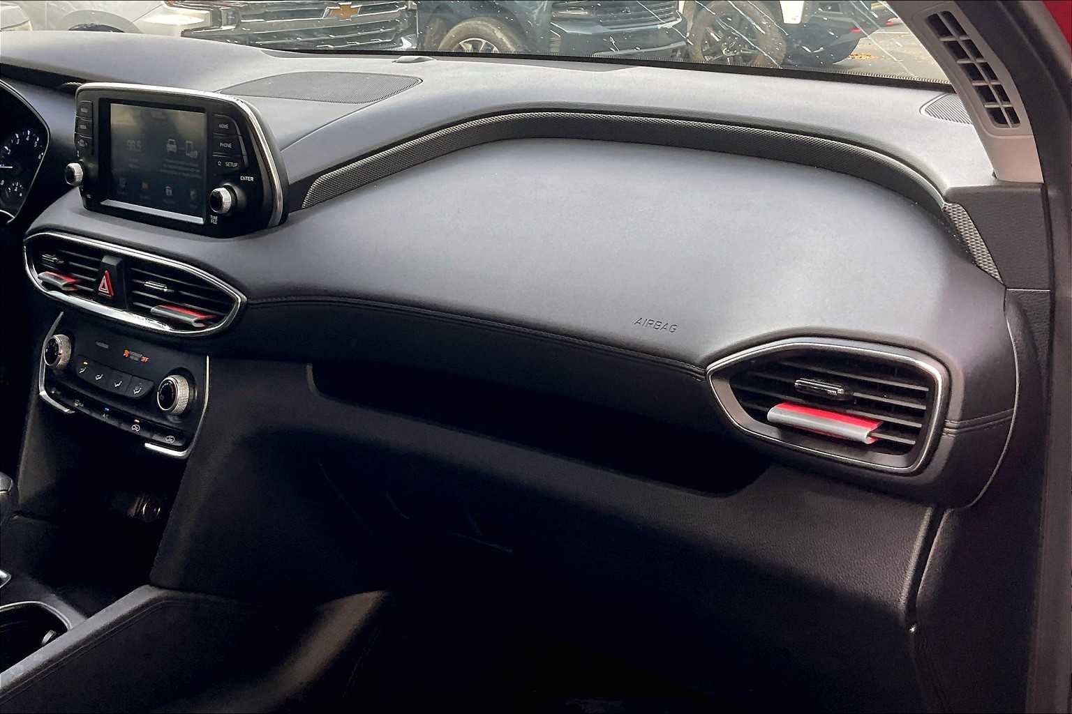 2019 Hyundai Santa Fe SE photo 15