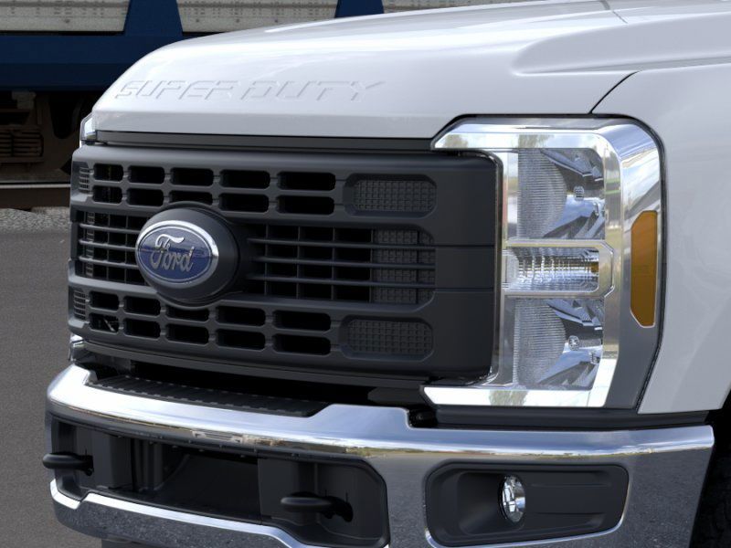 2026 Ford F-350 XL photo 14