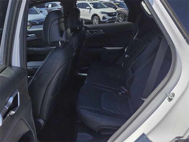 2023 Kia Sportage X-Line photo 4