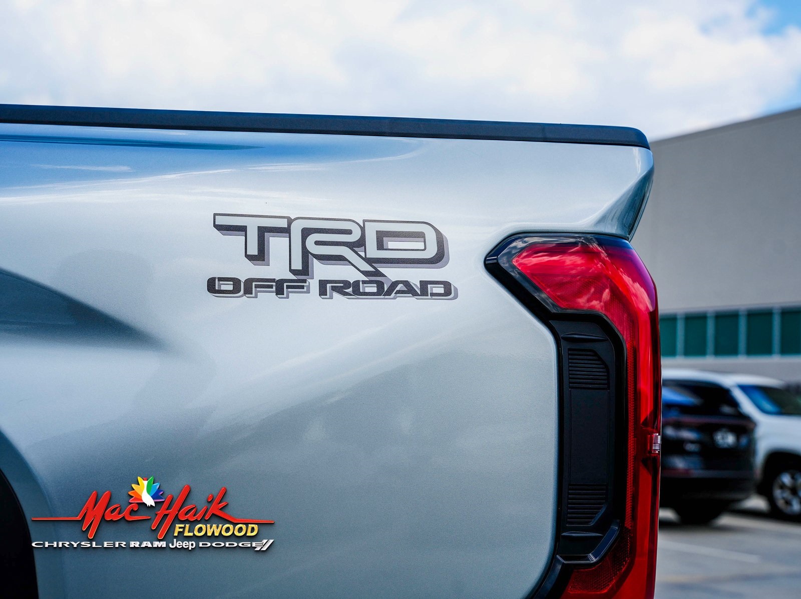 2024 Toyota Tacoma TRD Off-Road photo 6