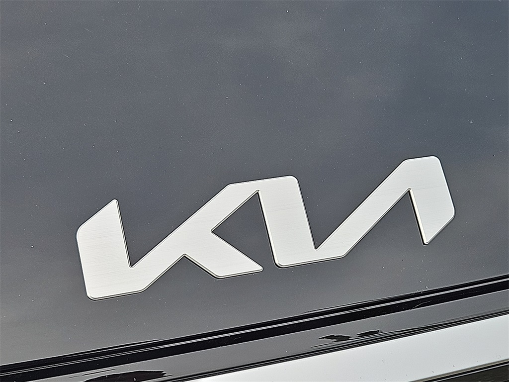2025 Kia K4 EX photo 10