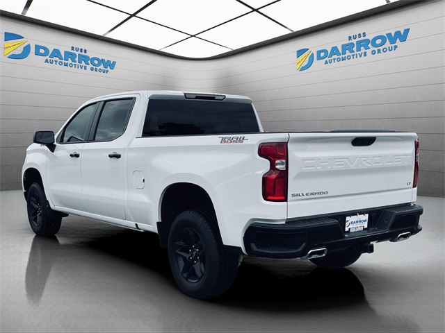 2024 Chevrolet Silverado 1500 LT Trail Boss photo 2