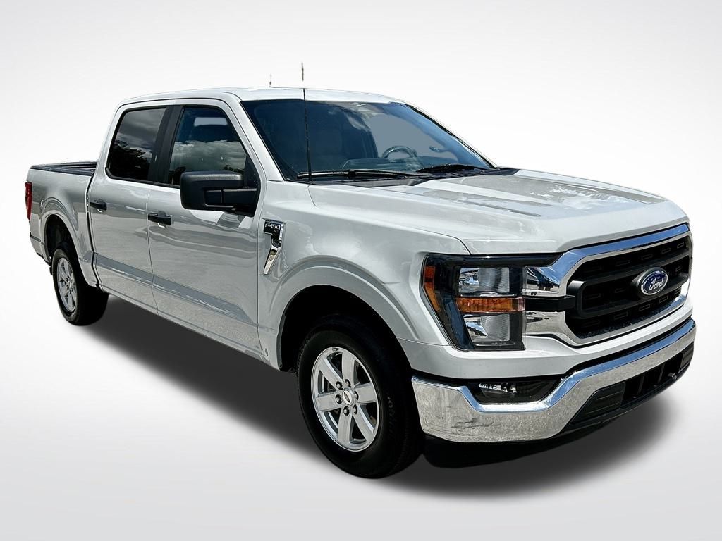 2023 Ford F-150 XLT photo 3