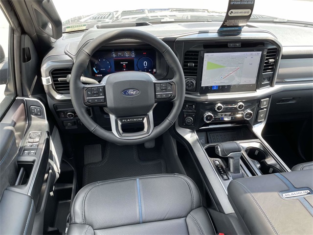 2025 Ford F-150 Platinum photo 4