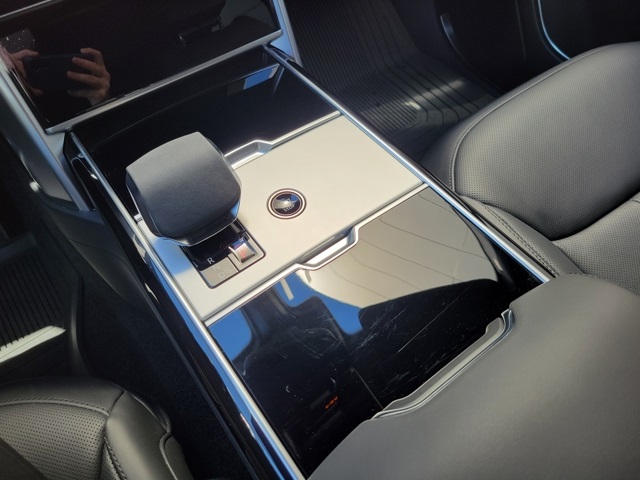 2024 Land Rover Range Rover SE photo 30