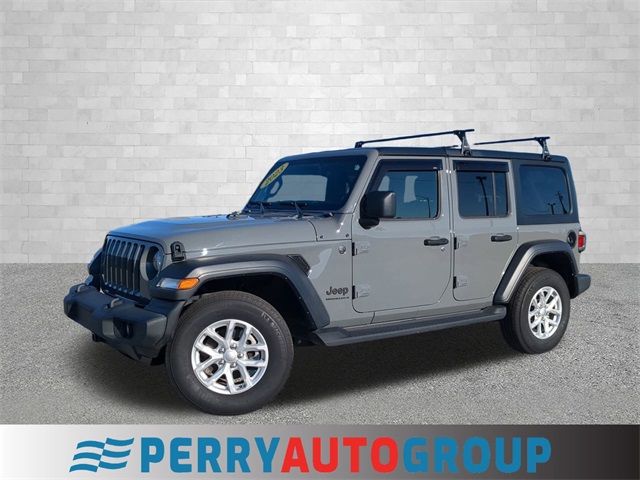2023 Jeep Wrangler 4-Door Sport S's photo