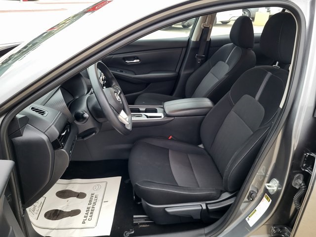 2024 Nissan Sentra SV photo 12
