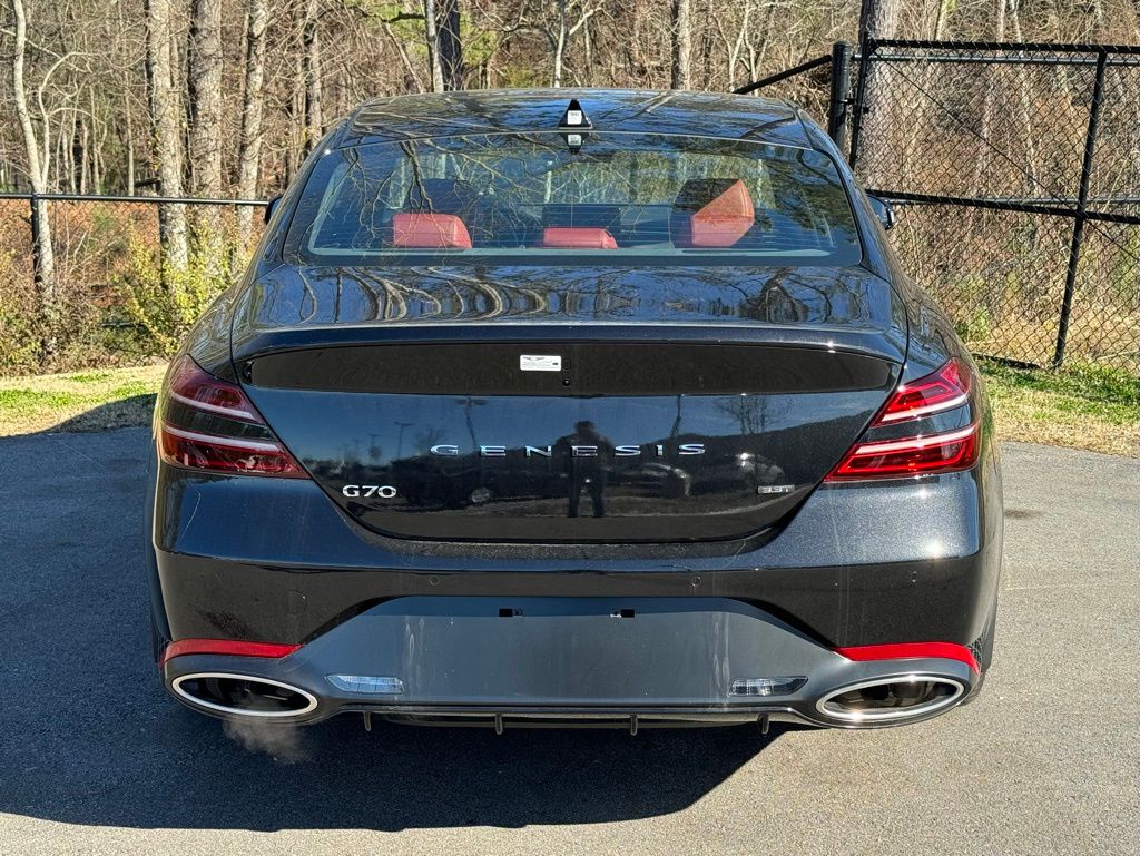 2025 Genesis G70 3.3T Sport Advanced photo 12