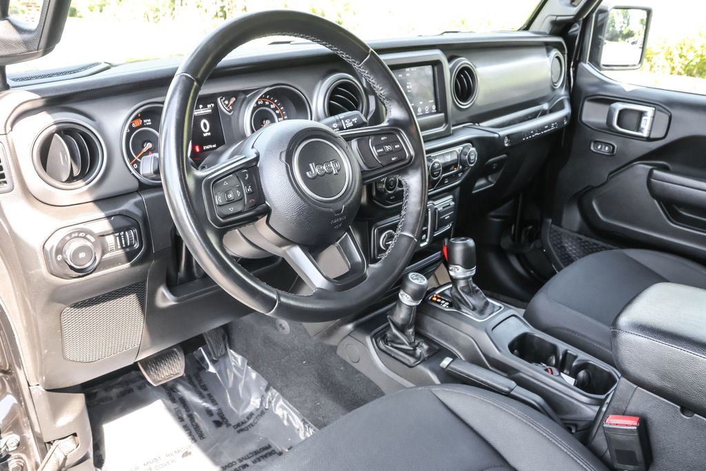 2022 Jeep Wrangler Willys photo 3