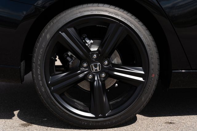 2025 Honda Accord Hybrid Sport-L photo 10