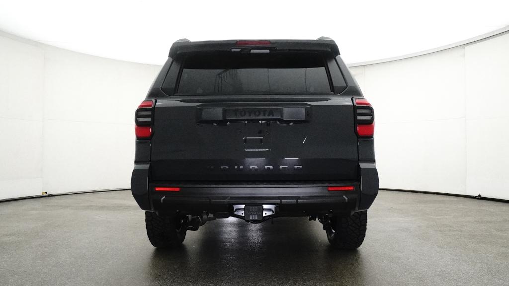 2025 Toyota 4Runner SR5 photo 17