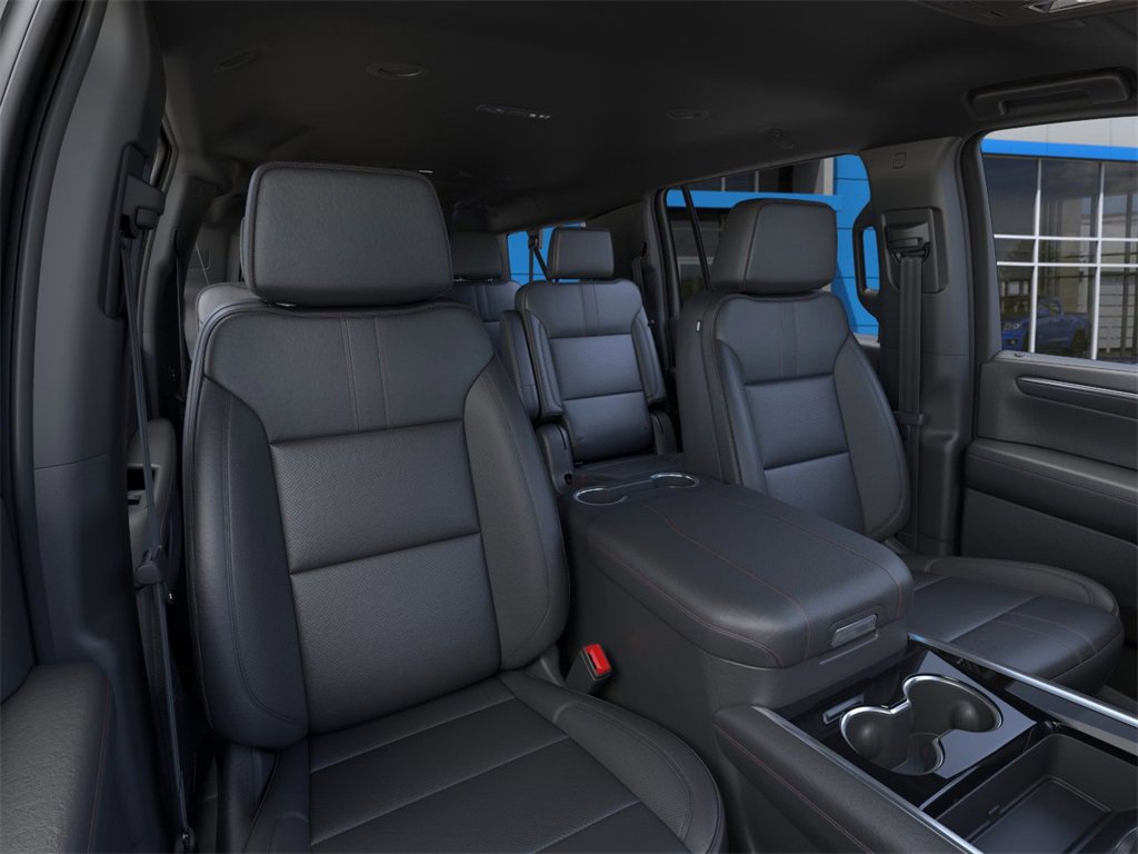 2025 Chevrolet Suburban RST photo 15