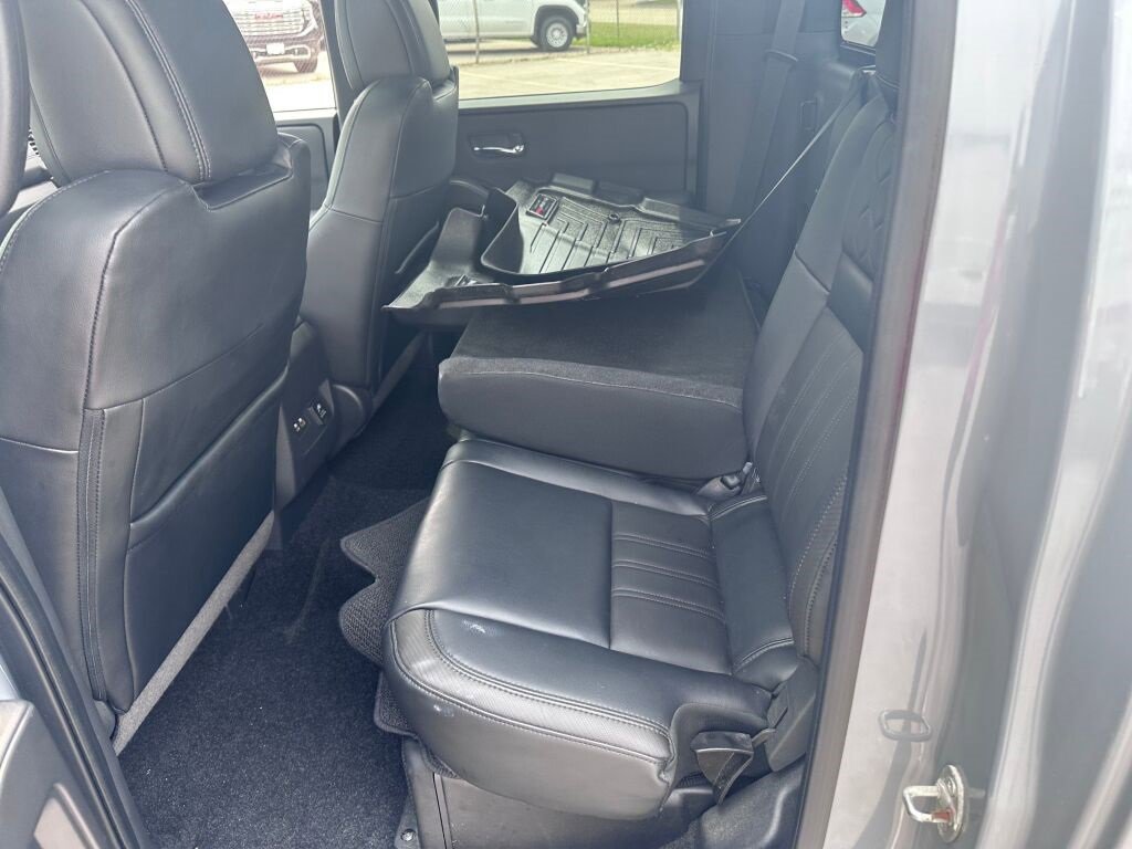 2022 Nissan Frontier S PRO-4X photo 16