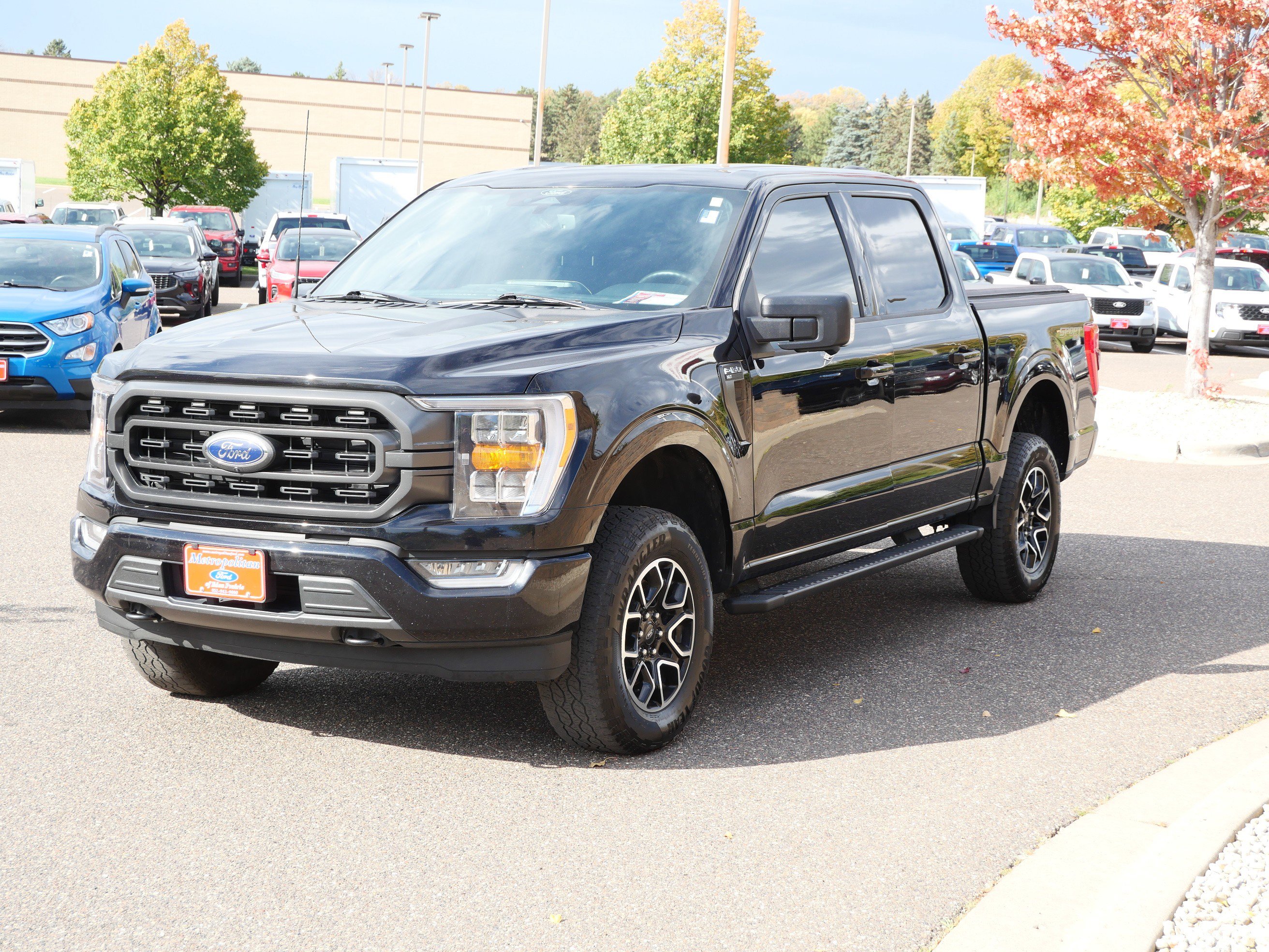 2022 Ford F-150 XLT photo 2