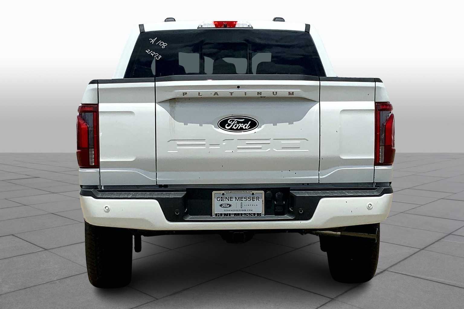2025 Ford F-150 Platinum photo 4