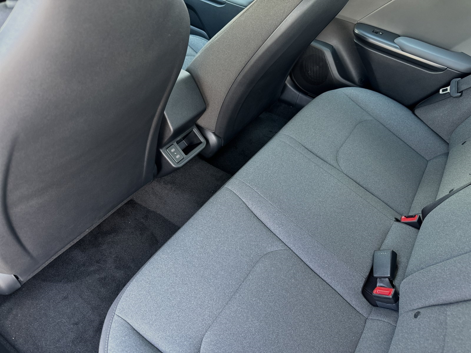 2025 Kia K4 LXS photo 11