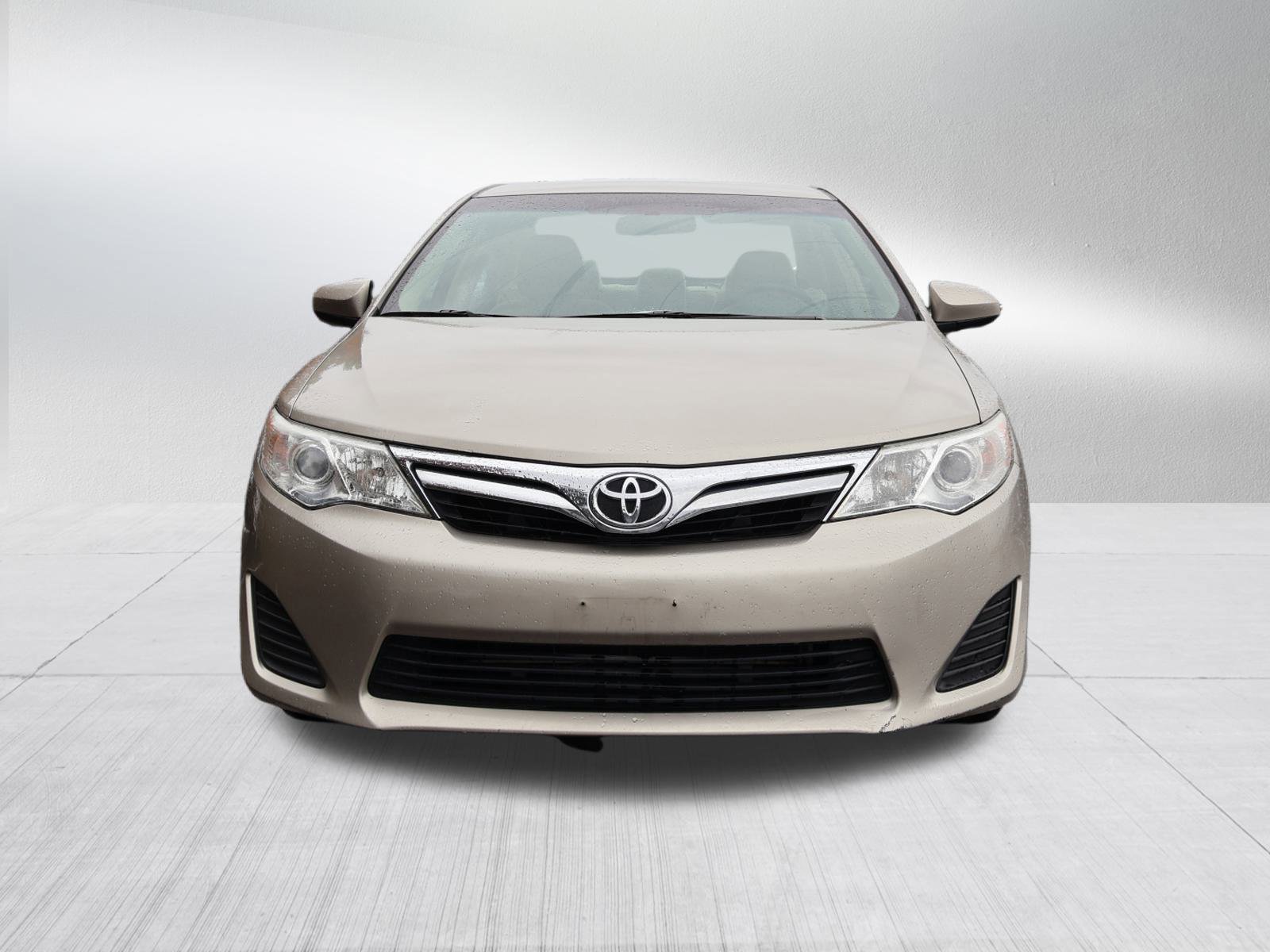 Used 2013 Toyota Camry LE with VIN 4T4BF1FK9DR333254 for sale in Kansas City