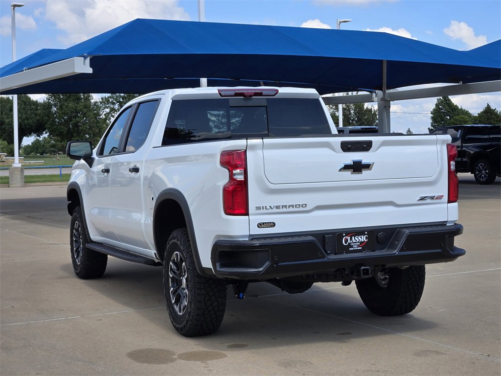 2026 Chevrolet Silverado 1500 ZR2 photo 3