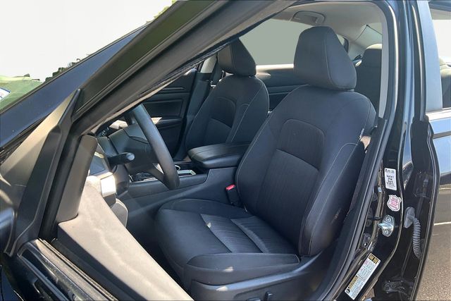 2024 Nissan Altima 2.5 SV photo 15
