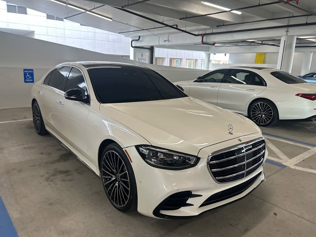 2022 Mercedes-Benz S-Class S 580's photo