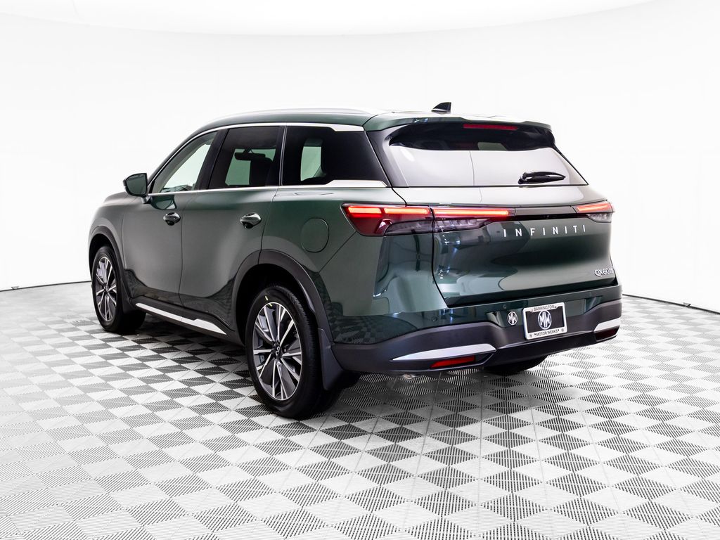 2026 Infiniti QX60 Luxe photo 3