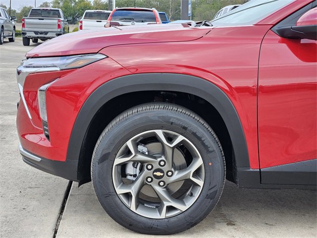 2026 Chevrolet Trax LT photo 2